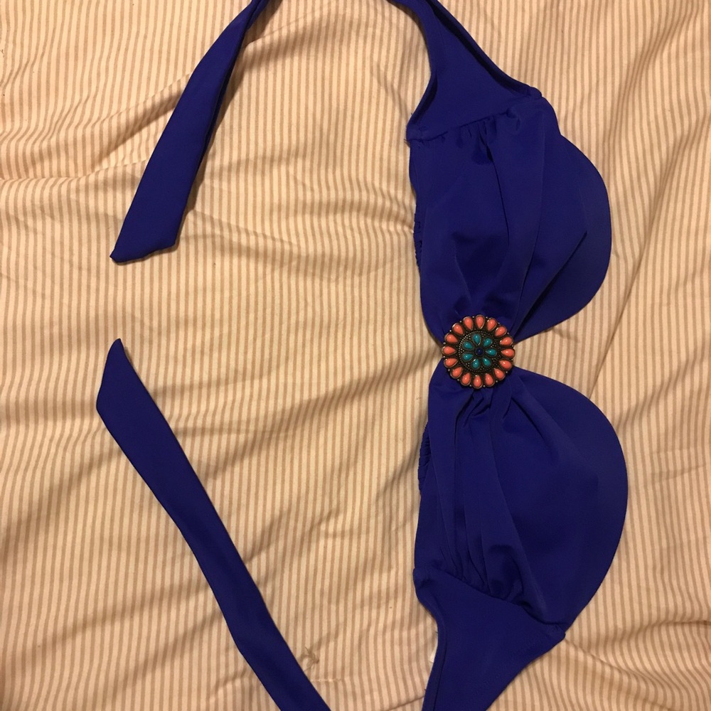 Women's Medium Swim Top